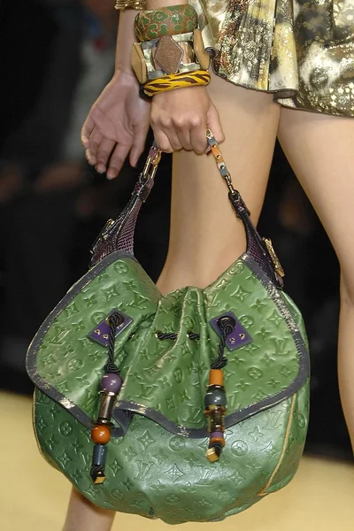 Look 33